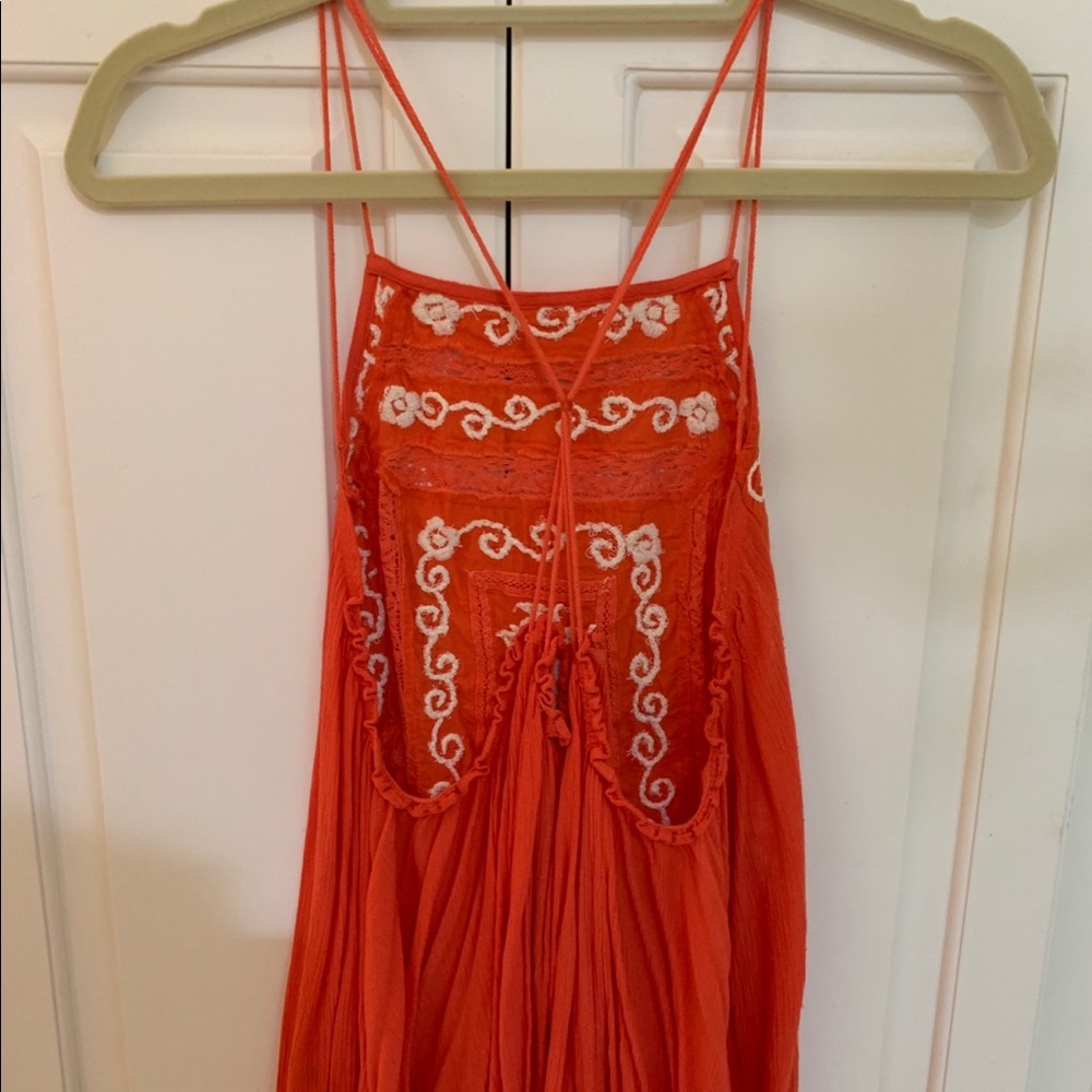 Free People Tank with Open Back 🤩🤩🤩🤩